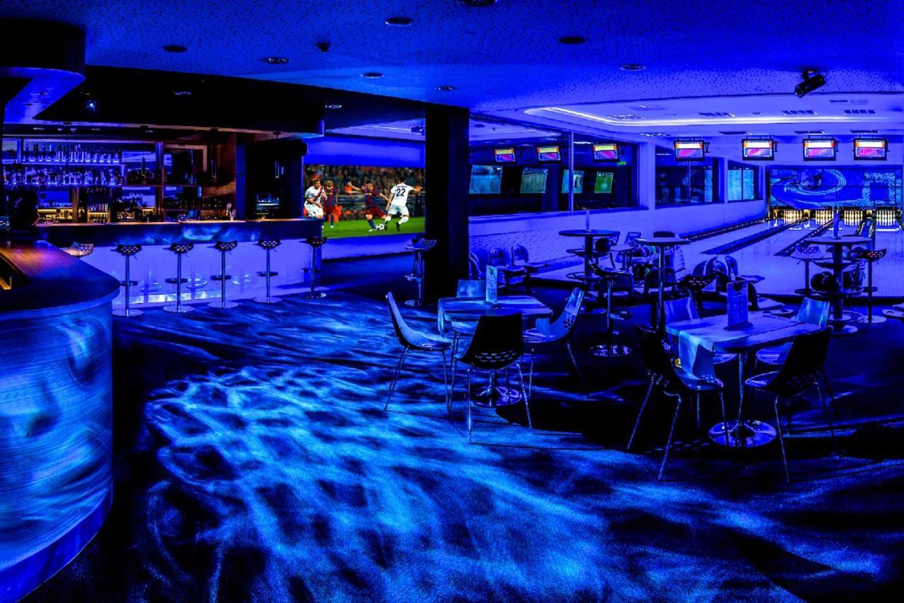 Hotel Ponteo - Activity Park Bratislava Exteriör bild